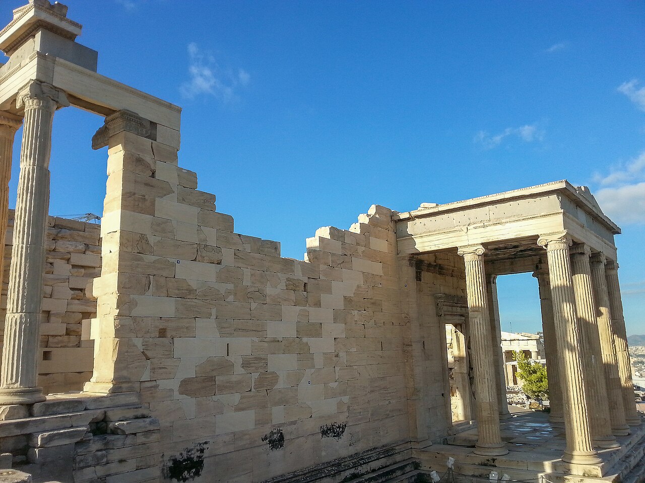 Erechtheion