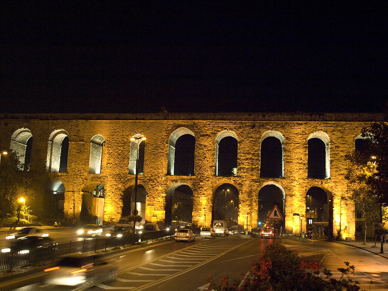 Aqueduct of Valens