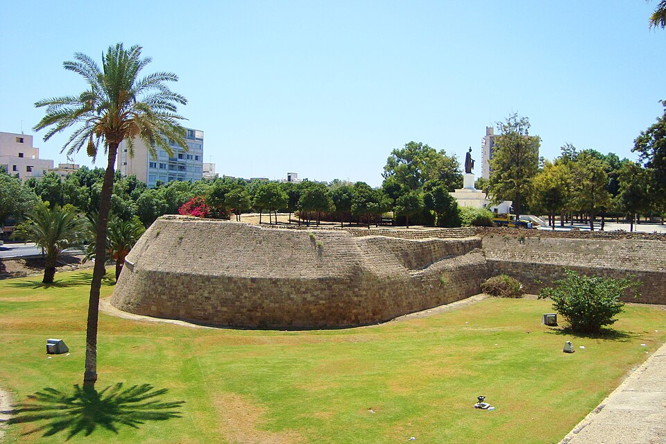 Venetian Walls
