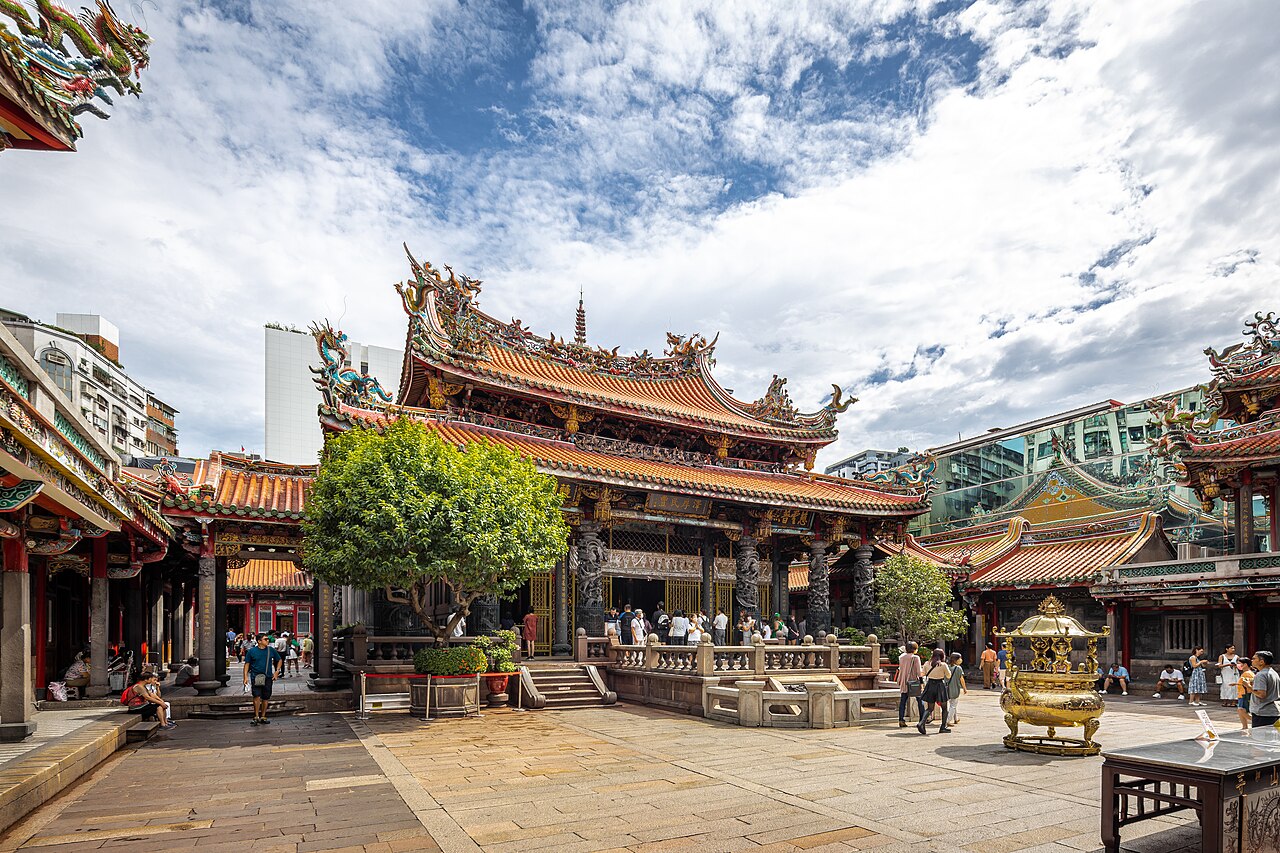 Longshan Temple